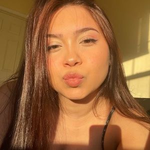 Meet your Posher, Vanessa